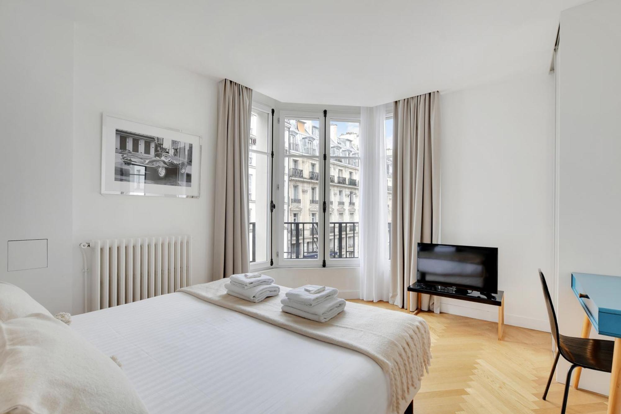 Pick A Flat'S Apartments In Saint Michel - Rue Du Sommerard Paris Exteriör bild