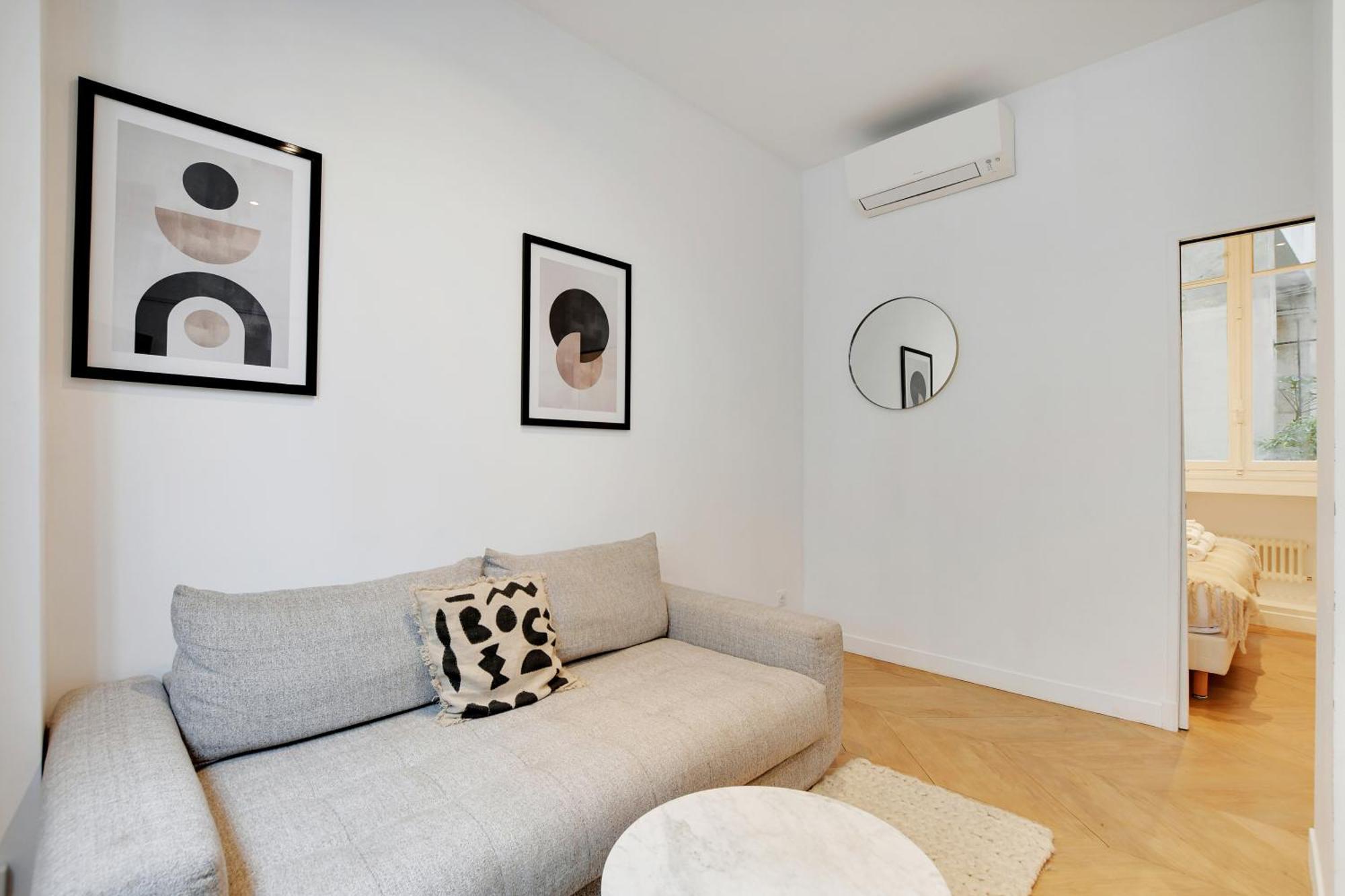 Pick A Flat'S Apartments In Saint Michel - Rue Du Sommerard Paris Exteriör bild